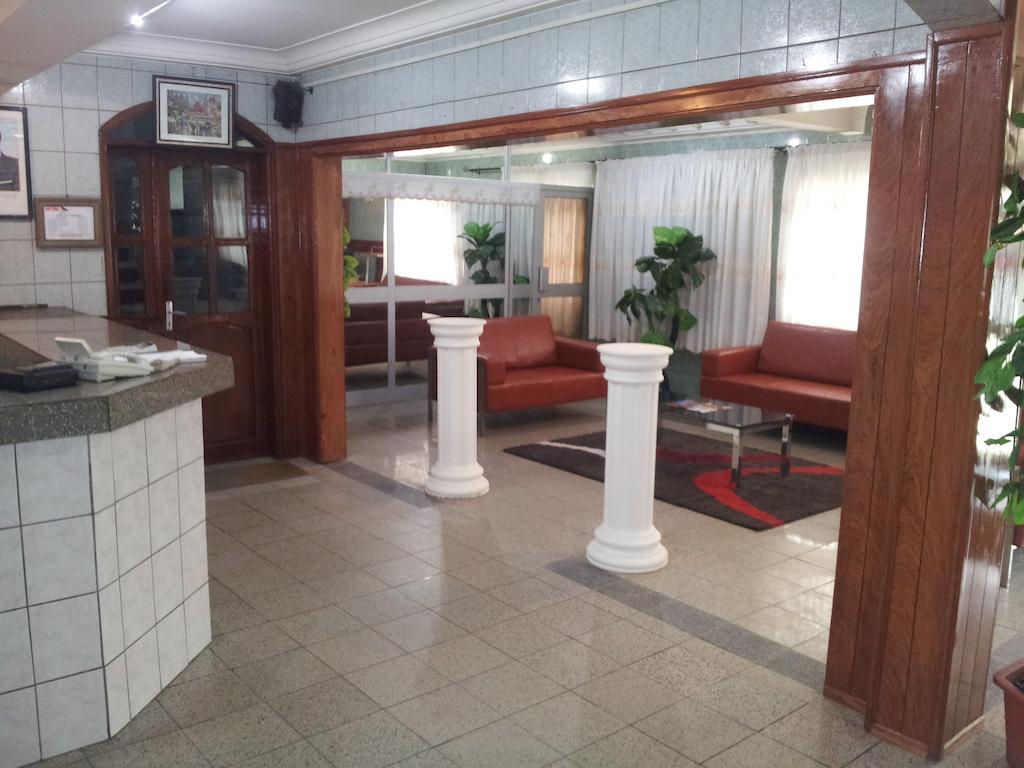Saffana Hotel Douala Exterior photo